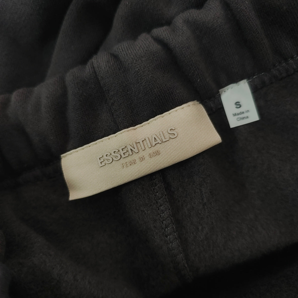 Fear of God ESSENTIALS Relaxed Sweat Shorts