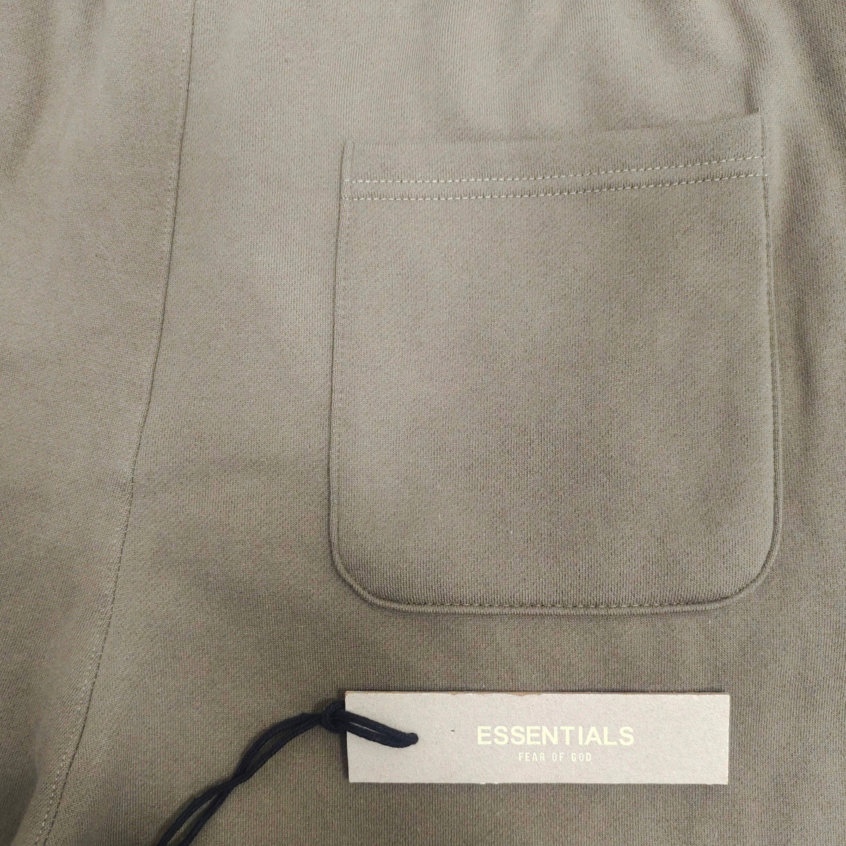 Fear of God ESSENTIALS Relaxed Sweat Shorts