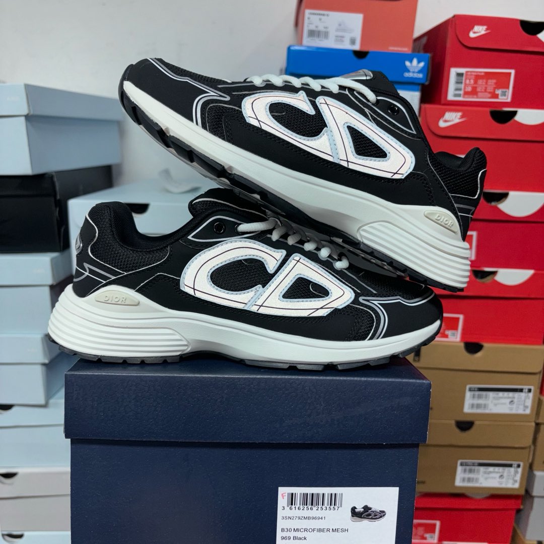 Dior B30